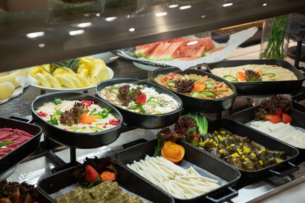 Radisson Blu Hotel, Jeddah Corniche Jidá Exterior foto Meze