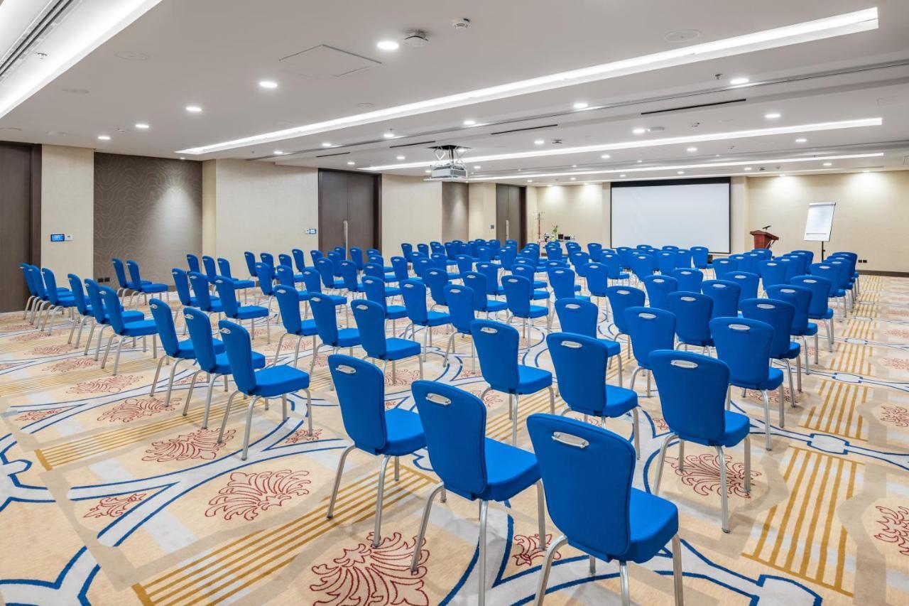 Radisson Blu Hotel, Jeddah Corniche Jidá Exterior foto Meeting room